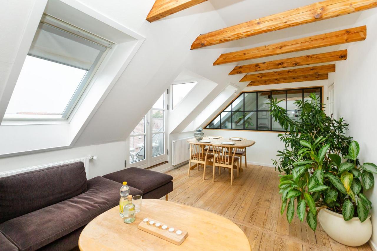 אורהוס Come Stay In Penthouse With Room For 2-People מראה חיצוני תמונה