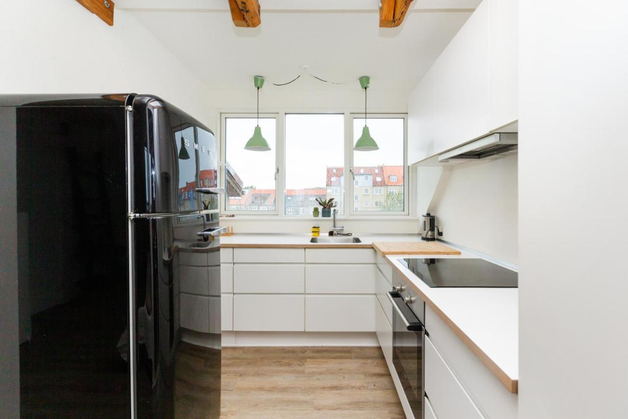 אורהוס Come Stay In Penthouse With Room For 2-People מראה חיצוני תמונה